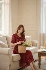 Váy hoa tay bồng, cổ bèo thắt nơ