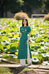 Áo dài Minh Yên thêu thủ công