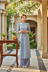 Áo dài Hoàng Diên thêu thủ công