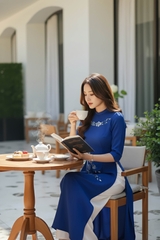 Áo dài Thanh Mai thêu thủ công