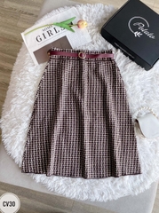 Chân váy len kẻ đai