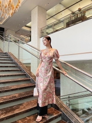 Áo dài tay bồng cổ yếm