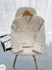 Áo tweed cổ tròn dáng ngắn, 4 nắp túi