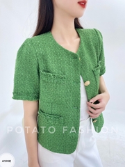 Áo tweed cổ tròn cài cúc túi ốp ngực rút tua