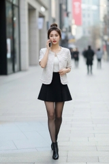 Áo tweed cổ tròn nẹp rút rua, túi ngực