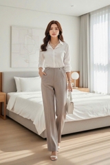 Quần dáng suông cạp liền đính cúc túi chéo