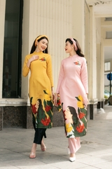 Sét áo dài in hình cô gái và hoa tuy líp vải gấm