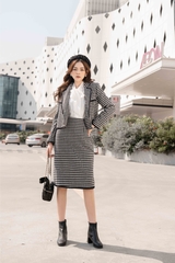 Chân váy cạp liền dáng dài viền gấu