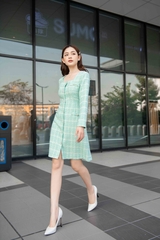 Váy cổ vuông nẹp đính cúc túi cơi