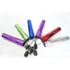 Đèn pin siêu sáng  HL-515