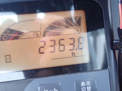 Máy xúc đào hitachi ZX40UR-35672 cabin điều hòa 2015