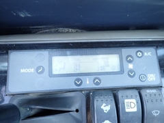 Máy xúc đào hitachi ZX40UR-35672 cabin điều hòa 2015