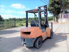 Toyota gật gù lốp đôi 7FD30-139xx