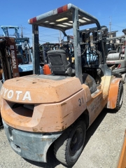 Xe  nâng Toyota 7FD35-30102