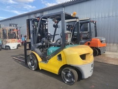 Komatsu FD25T-16-701150 chui công dịch càng số tự động