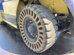 Komatsu FD25C-12-548014