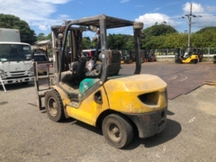 Komatsu 3 tấn chui công gật gù FD30T-16-750189