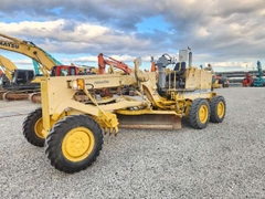 KOMATSU   GD305A-1- 6733