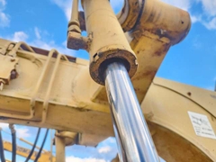 KOMATSU   GD305A-1- 6733