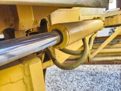 KOMATSU   GD305A-1- 6733