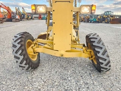 KOMATSU   GD305A-1- 6733