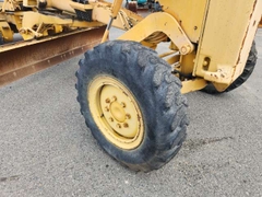 KOMATSU   GD405A-2- 2012