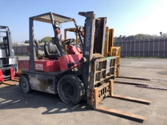 Xe nâng xăng Nisan PH02M25-009614