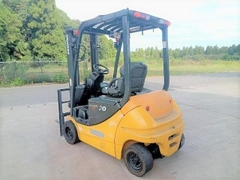 Xe điện Komatsu FB20A-12-831847