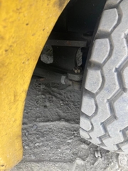 Xe điện komatsu FB30-11-817182 lắp kẹp giấy nguyên bản