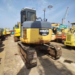 Komasu PC138US-1E1-5504