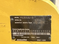 Komatsu PC30UU-5 19300 (máy xúc)