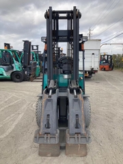 Xe điện komatsu FB30-11-817182 lắp kẹp giấy nguyên bản