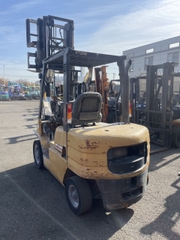 Misubishi FD25T-22138 gật gù - lốp đơn - số tự động