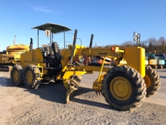 Máy san KOMATSU GD505A-3AE