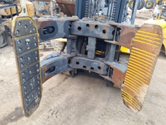 Xe nâng Komatsu FD30HT-17-334472-1 lắp kẹp giấy 1.35 m