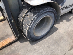 Xe nâng Nissan YL02M25-001782