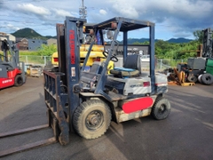 Xe nâng Komatsu FD20-11-342595 gật gù - số sàn