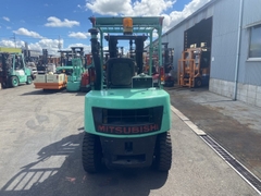 Misubishi FD30-33080