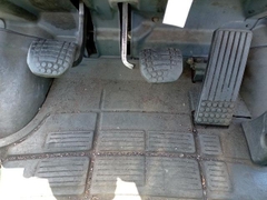 Komatsu FD30C-16 -726127 lốp đơn số sàn