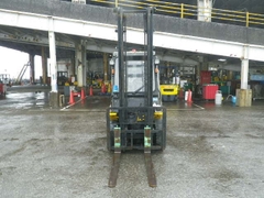 Xe nâng xăng - ga Sumitomo 11- FG25PVIIF2-01037