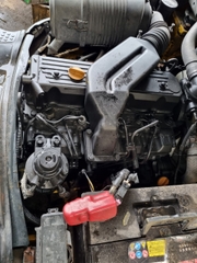 Xe nâng Komatsu FD30HT-17-334472-1 lắp kẹp giấy 1.35 m