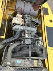 Máy xúc đào bánh xích cần dài 18 m PC200-6