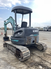 Máy xúc đào Kobelco SK40SR-3E-04240