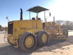 Máy san KOMATSU GD505A-3AE