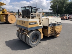 Lu rung mini Komatsu JV40C-1-1423