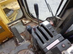 Mitsubishi MG500-S 5G100209 (máy san)