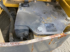 Komatsu đứng lái 2.5 tấn tháp 5.5 m FB25RN-4-5025