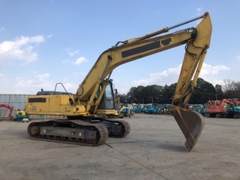 Máy xúc đào Komatsu PC200-6ZE-105475