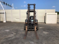 Xe nâng Toyota 7fd25 -21643 gật gù lốp đôi số sàn