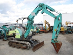 Máy xúc mini B4-6A-62159B sản xuất 2010